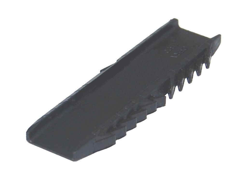 19.5mm Black Plastic Straight Connectors (No Bridge) LAST STOCK