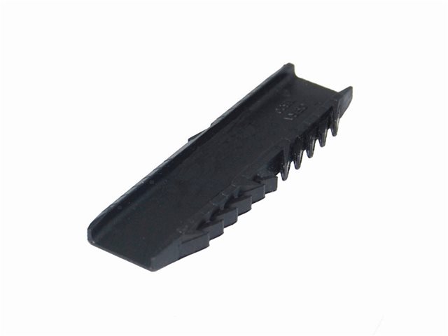 13.5mm Black Plastic Straight Connectors (No Bridge)